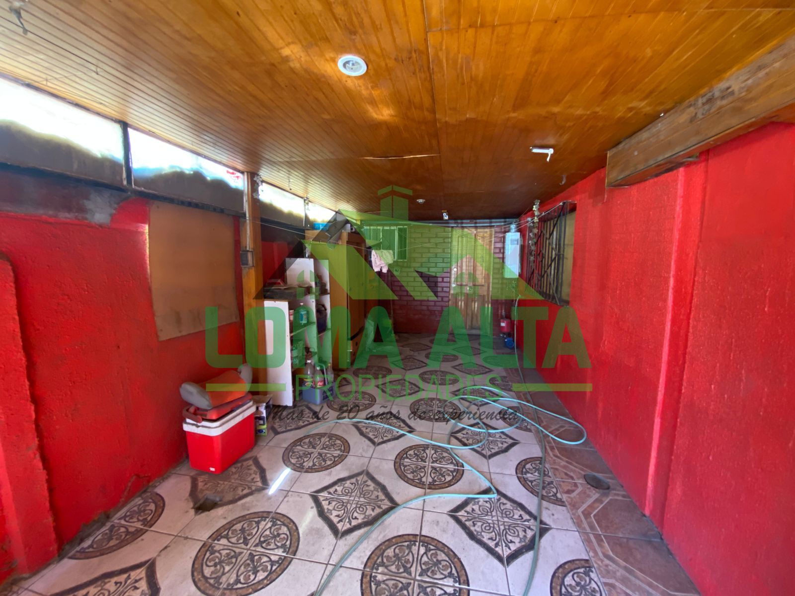 WhatsApp-Image-2025-10-08-at-16.07.00