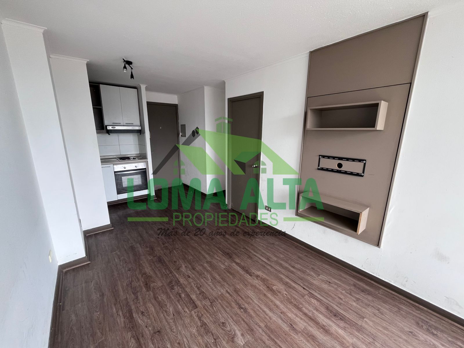 WhatsApp-Image-2025-10-05-at-13.33.00-5